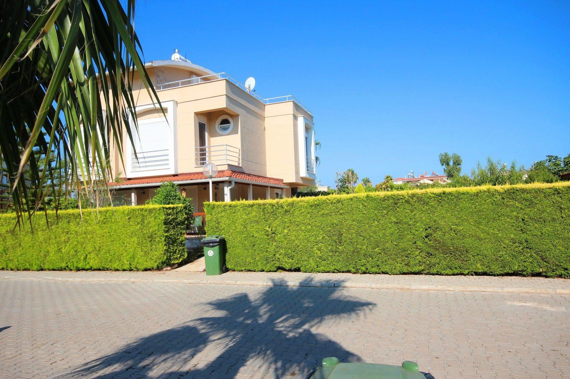 Paradise Town Villa Art Белек Екстер'єр фото