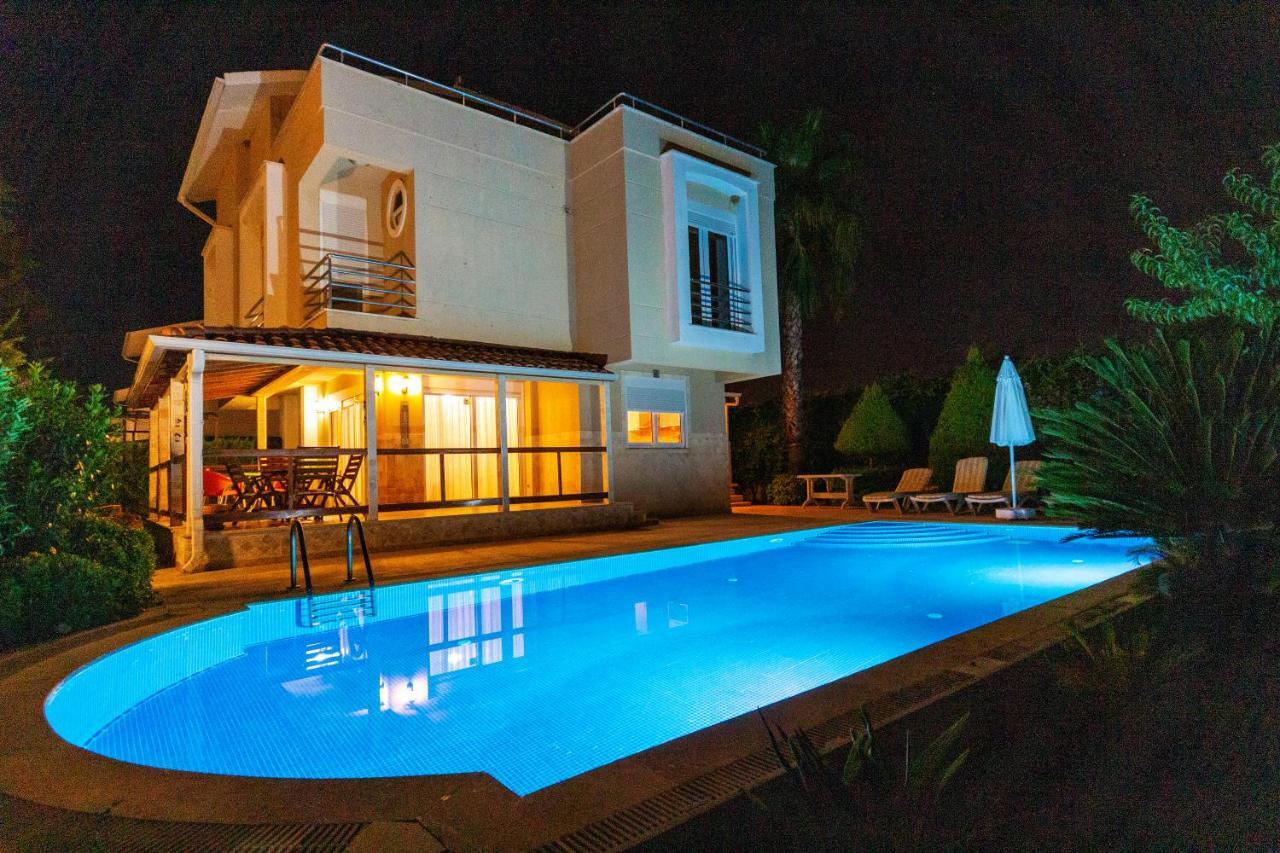 Paradise Town Villa Art Белек Екстер'єр фото
